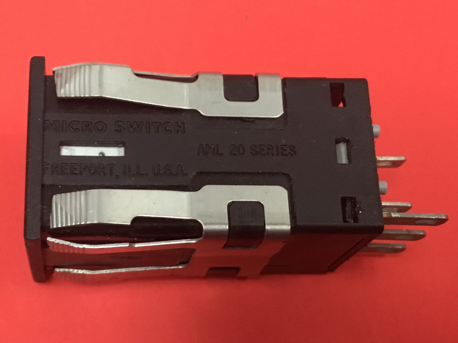 Micro-Switch - Lamp 28V MAX - UNUSED
