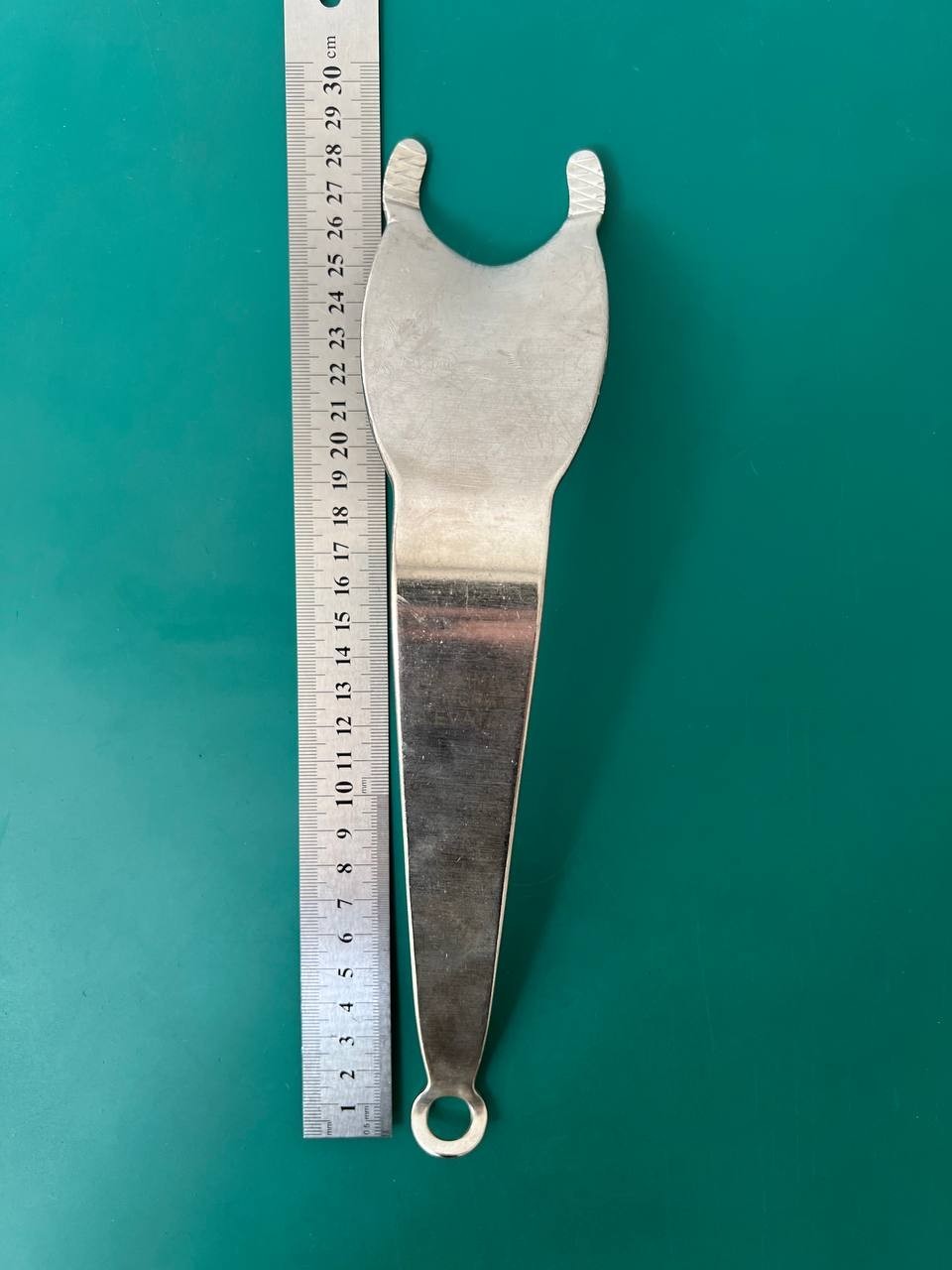 Innomed 3420 Proximal Femoral Elevator Standard Prongs