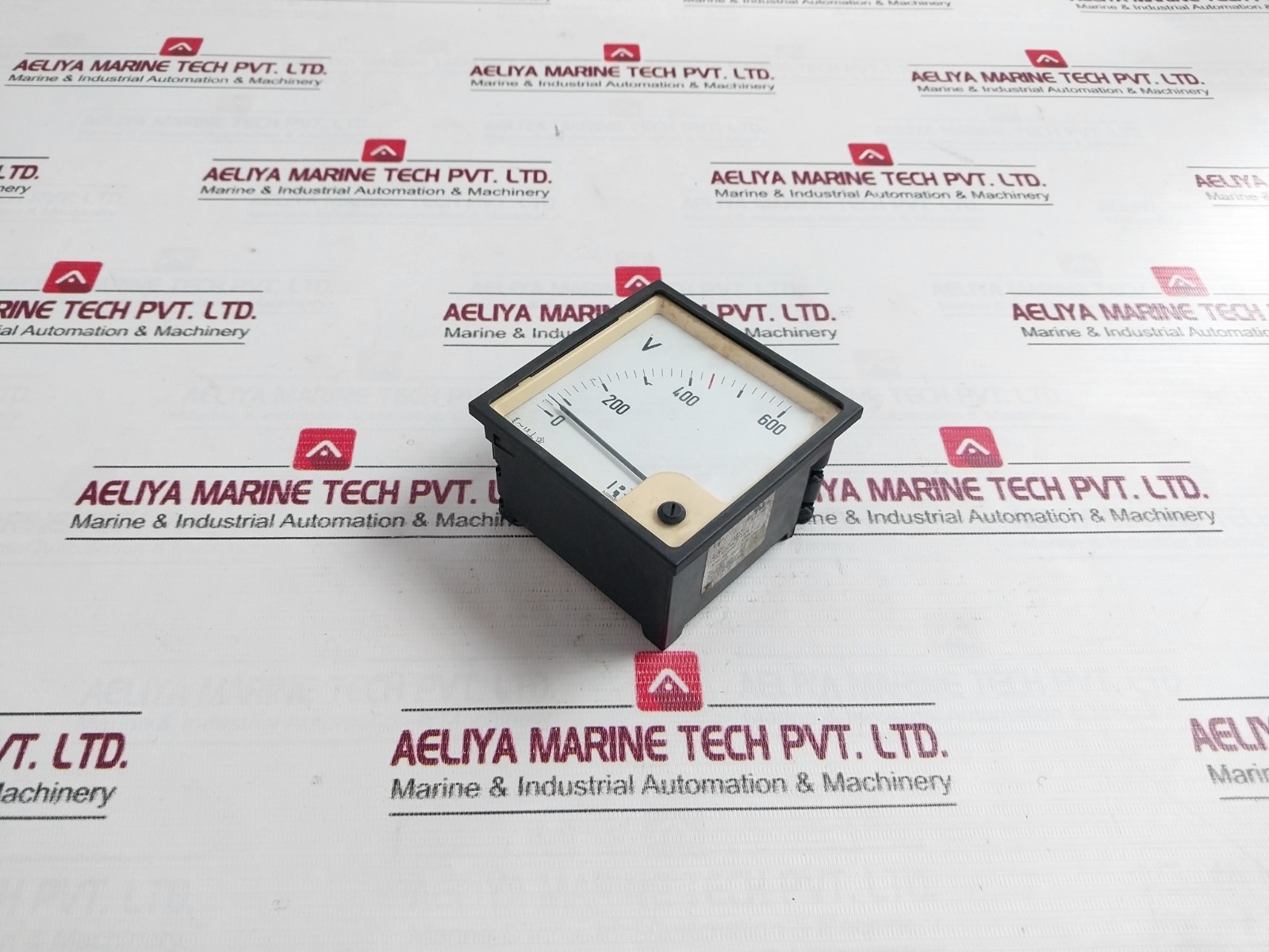 RISHABH 0-600V Analog Voltmeter 850V 12015