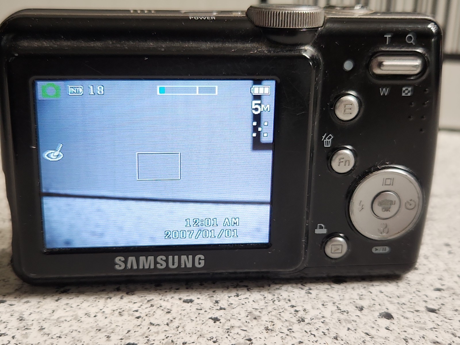 Samsung S85 8.2MP Digital Camera - Black