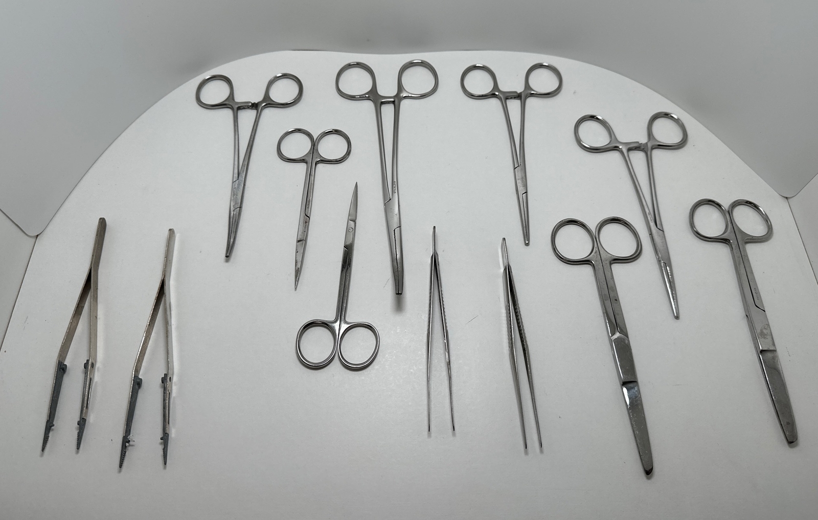 Stainless Curved & Straight Locking Hemostat And More 12 Piece Set