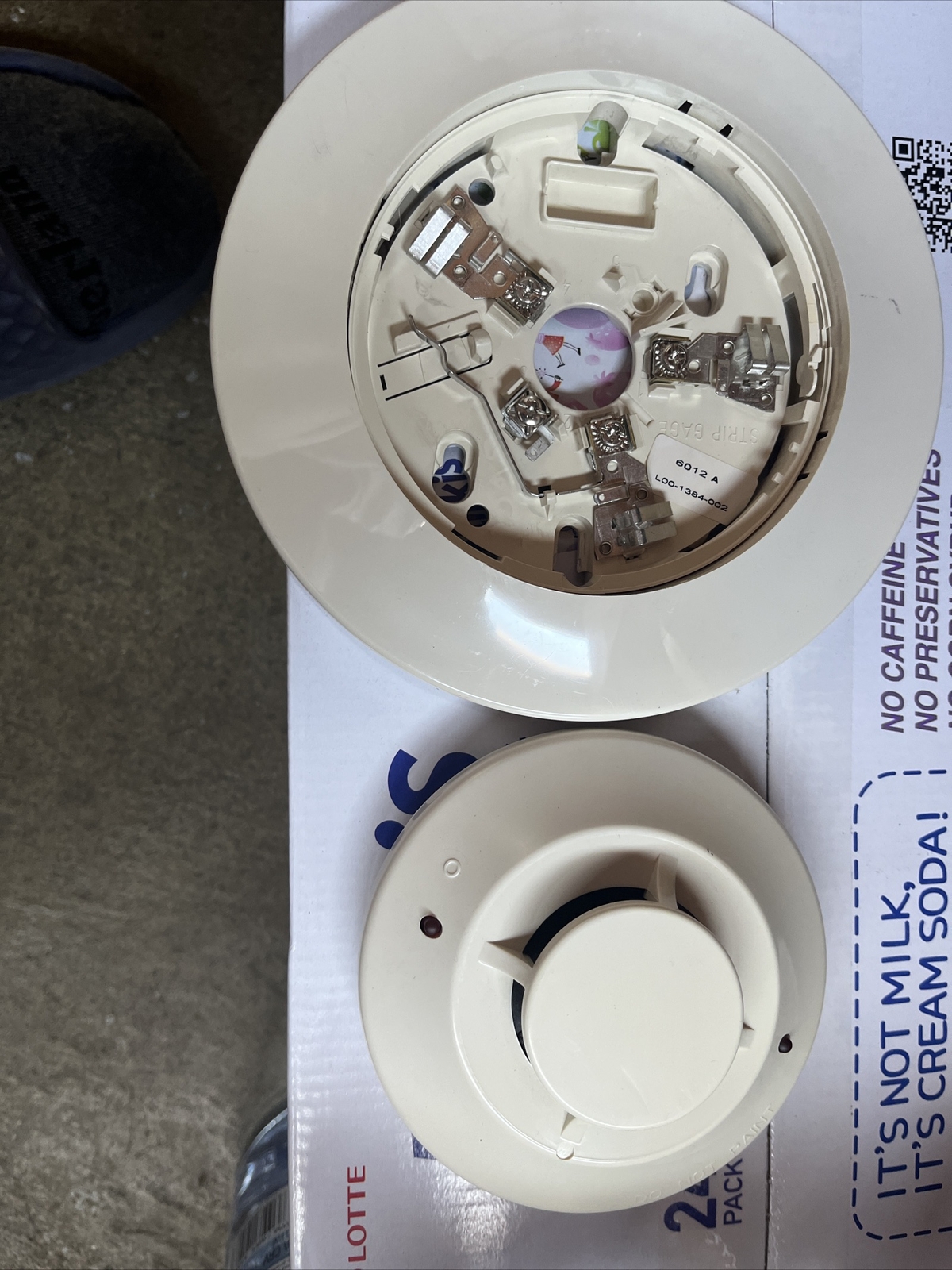 System Sensor 2151 Photoelectronic Low-Profile Smoke Detector W/B110LP  Base