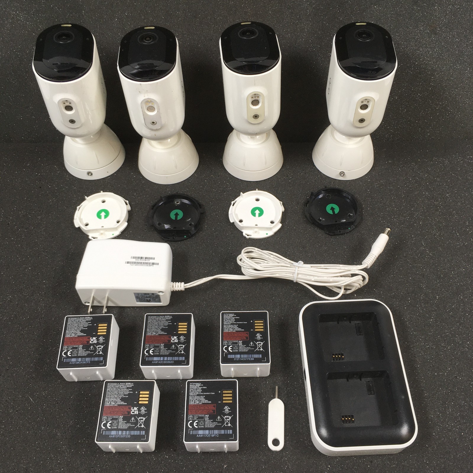 Arlo Pro 5S 2K Security Camera VMC4060P  White (SET of 4 Cameras) Good