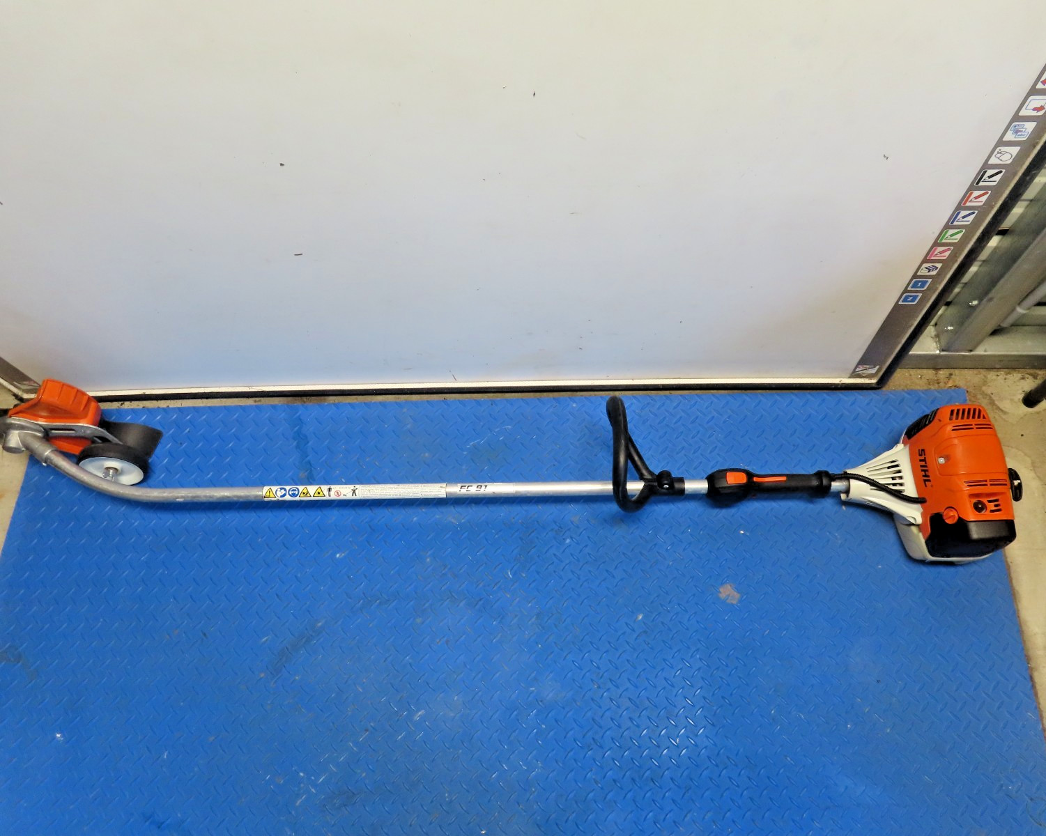 Stihl FC 91 Gas Powered Curved Shaft Lawn Edger In Great Condition