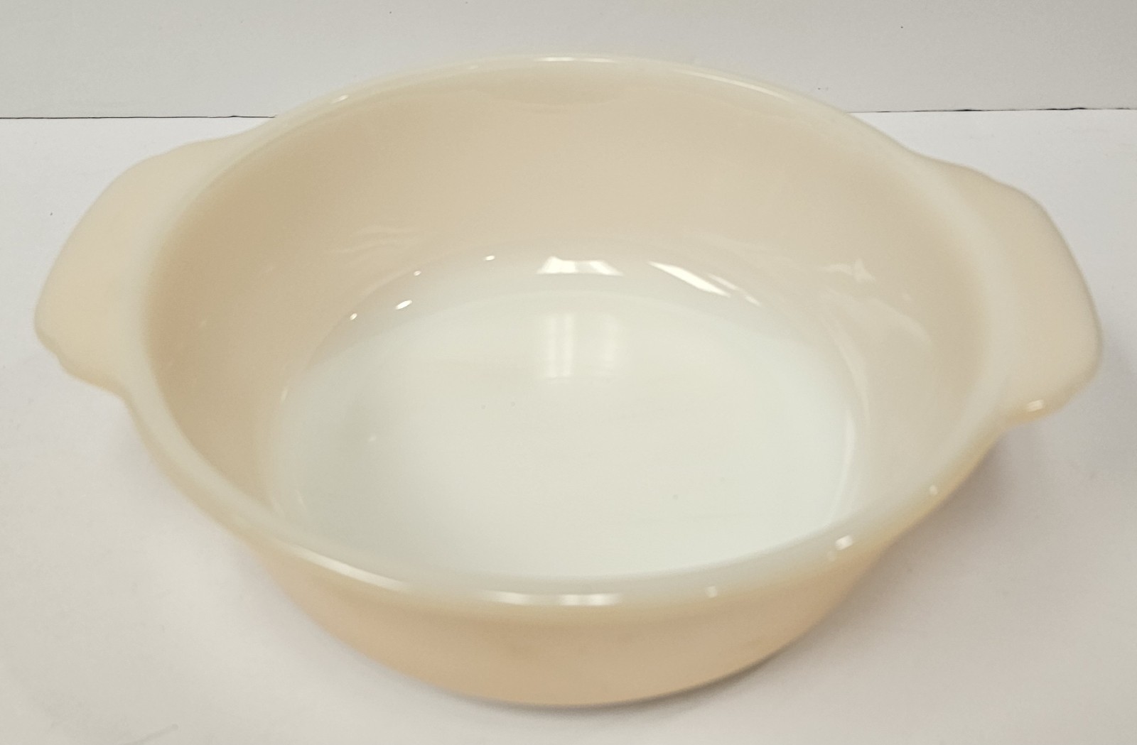 VTG Anchor Hocking Fire King Peach Lustre 1 1/2 Quarts Casserole Dish USA