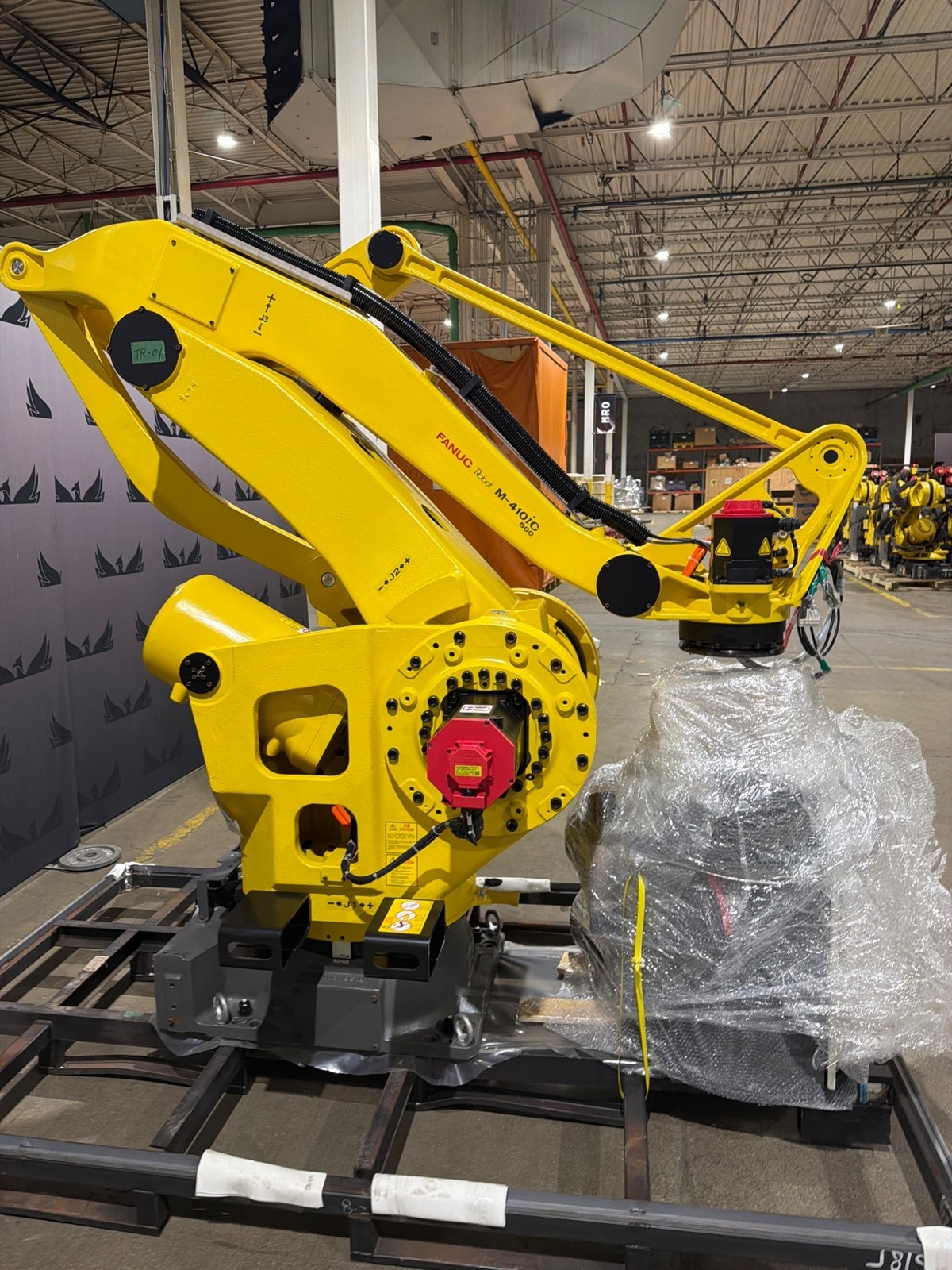 FANUC M‑410iC/500 Complete with R‑30iB Plus Controller USED