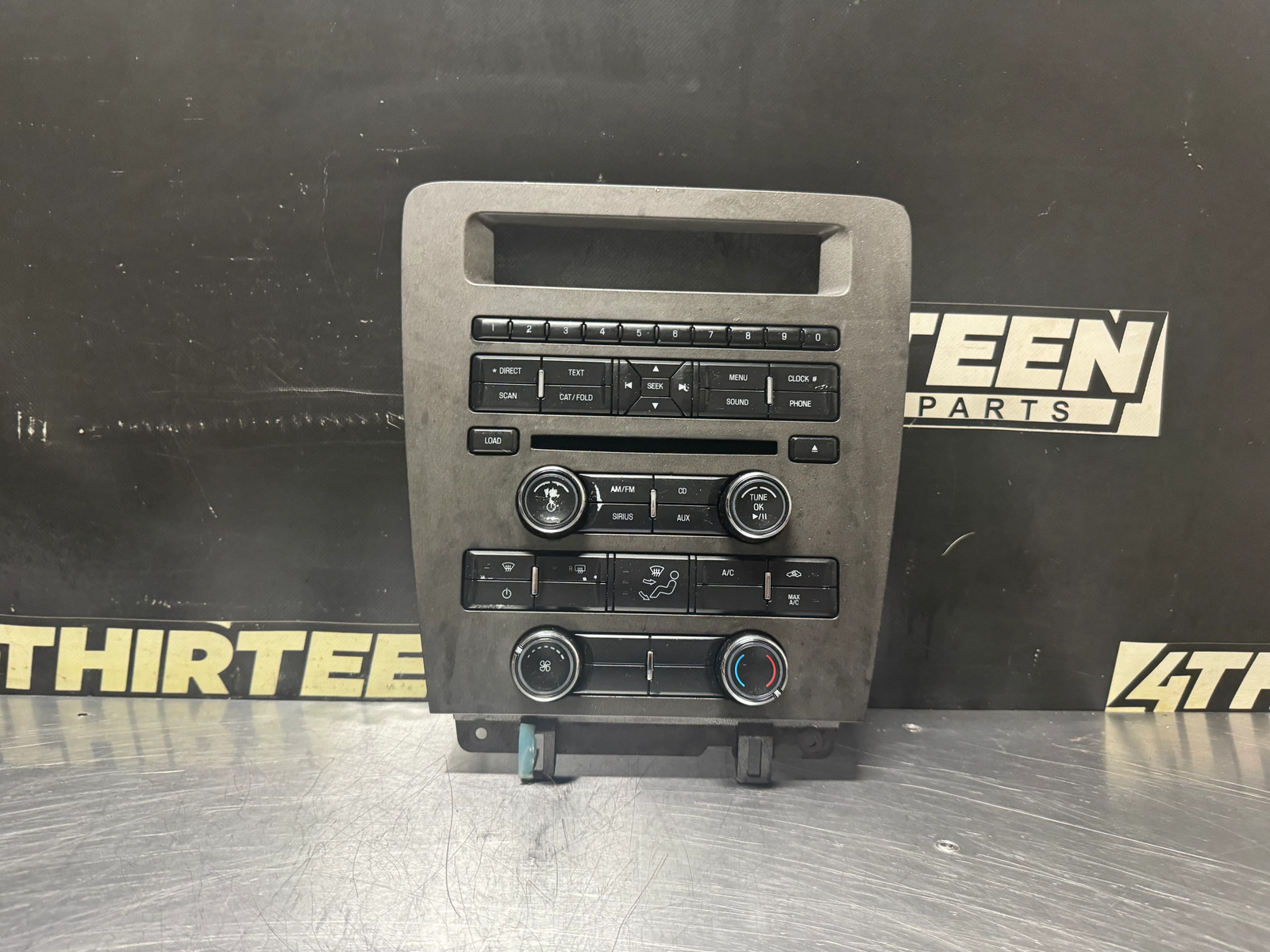 11-14 FORD MUSTANG RADIO TEMPERATURE CONTROL PANEL CR3T-18A802-JA OEM #N425