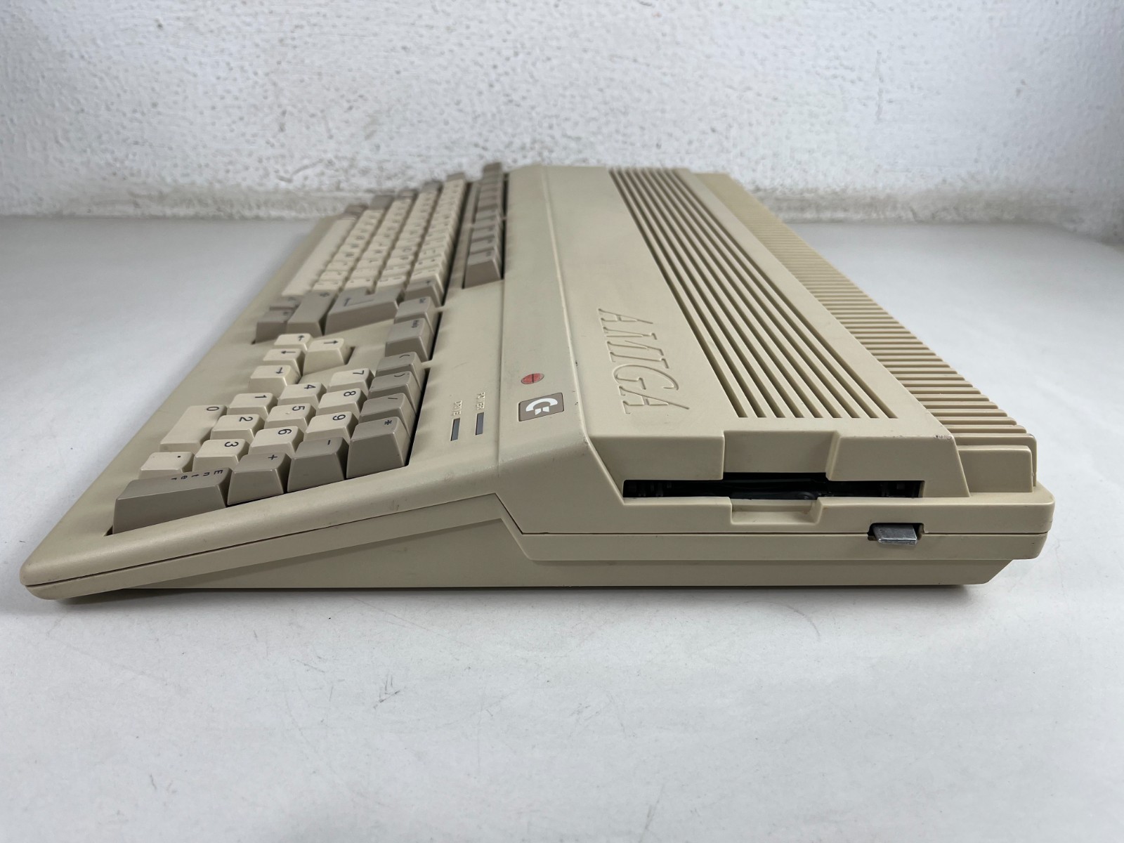 Commodore Amiga 500 A500 Home Computer Game Vintage