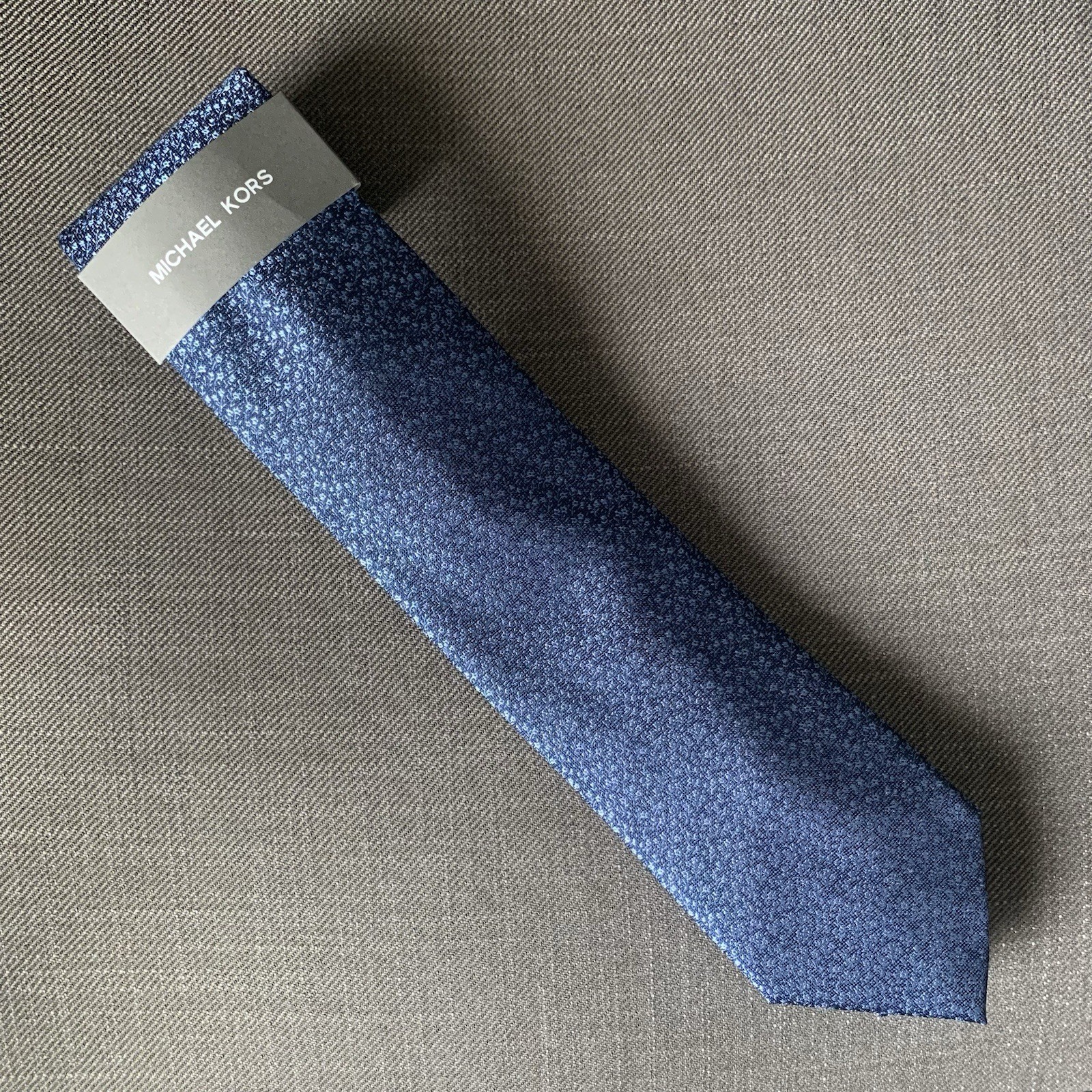 Michael Kors Men's Neck Tie Weaver Floral Navy Blue Silk Blend MSRP $69.50