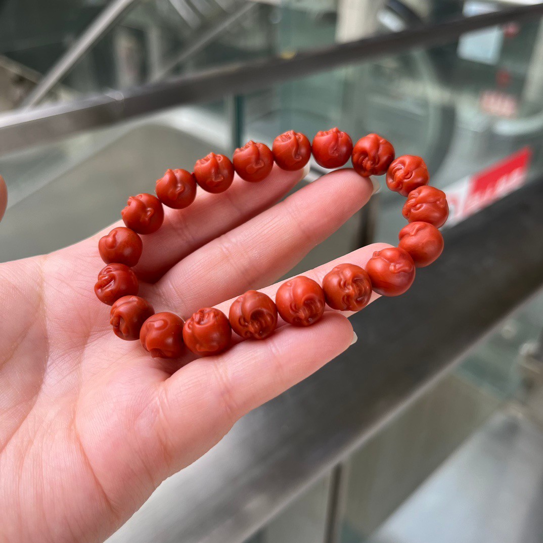 10mm Nanhong Agate Hand Carved Buddha Head Bracelet with Certificate C