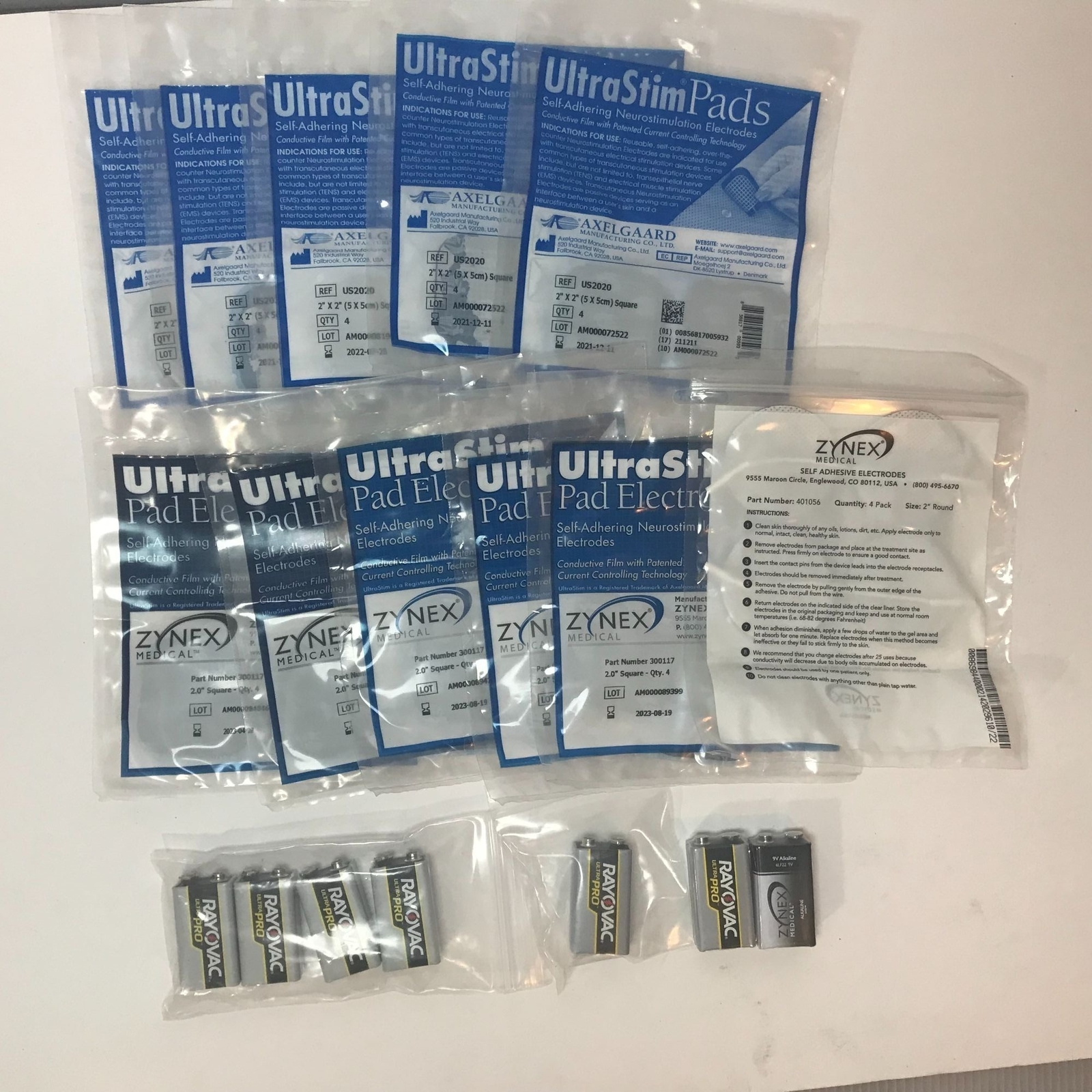 UltraStim & ZYNEX 40 Replacement Electrode Pads & 4 Batteries For Tens Unit