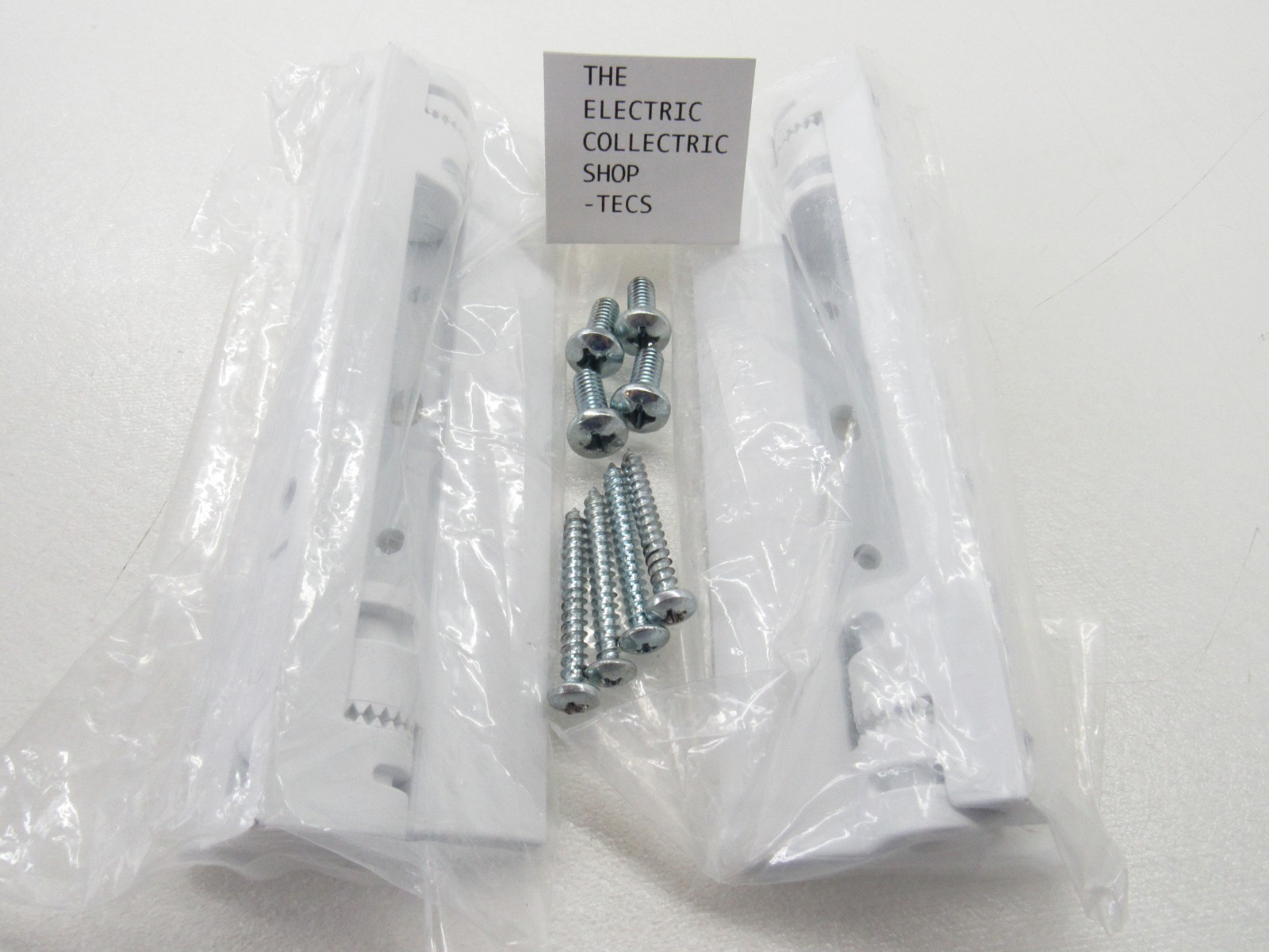 Bose Genuine 161 Speaker Wall Mount Adjustable Brackets Pair White