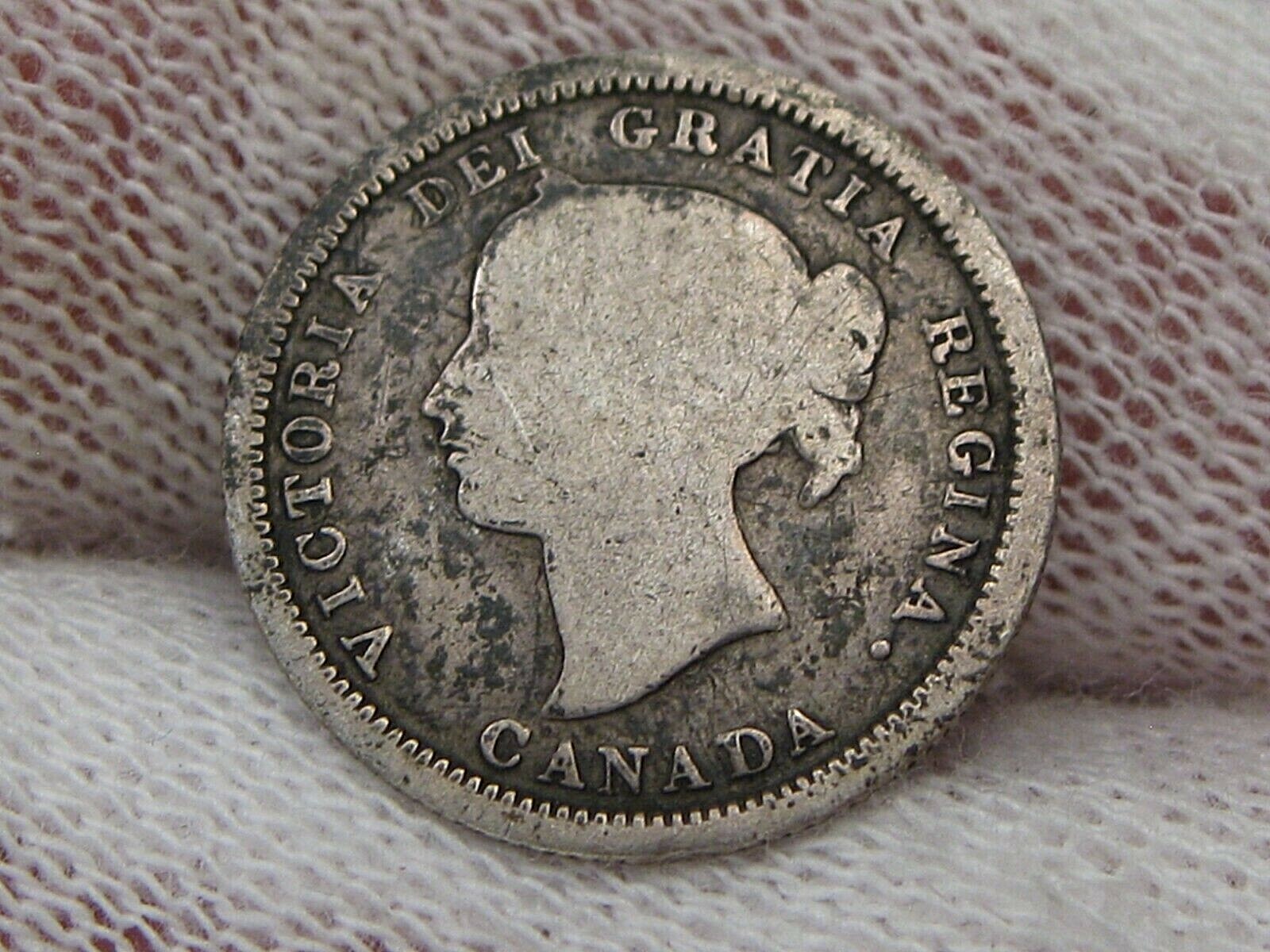 1870 Silver 5¢ Five Cent CANADA.  #11