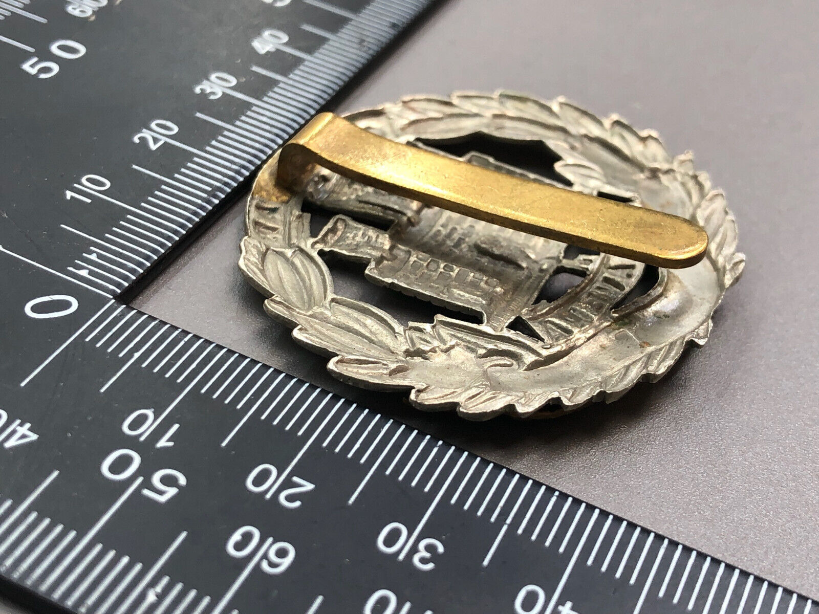 Original WW2 British Army Northamptonshire Regiment Cap Badge
