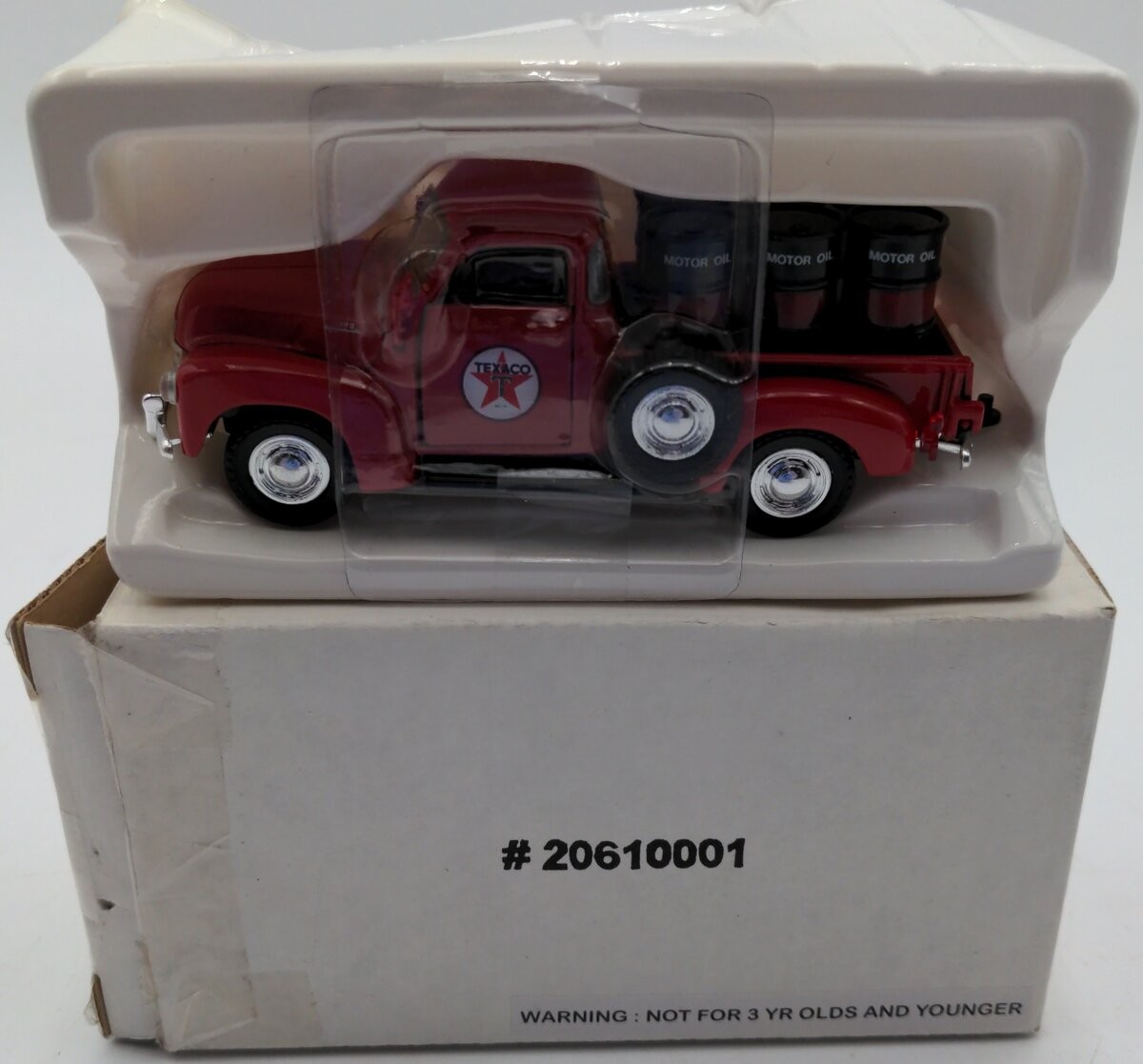 Road Champs 1954 Texaco Chevrolet 3100 Truck w/oil barrels - No: 20610001