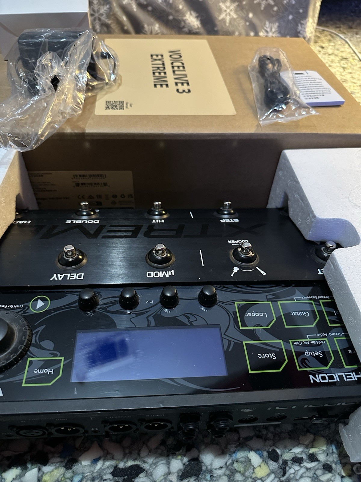 TC-Helicon VoiceLive 3 Extreme Multi-Effects Processor Pre Owned Works Great