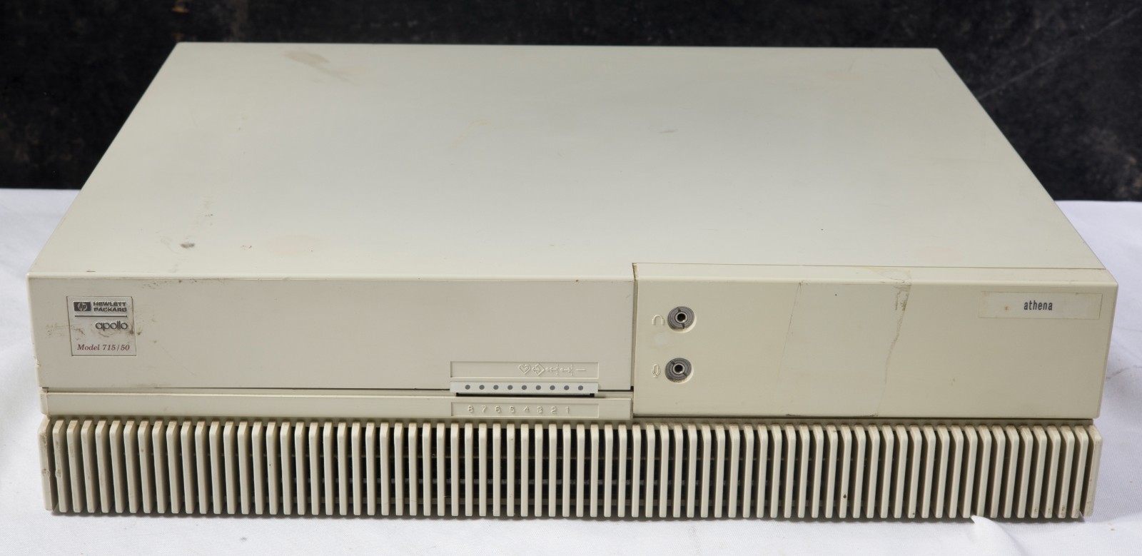 Vintage HP Apollo 715/50 A2084A PA-RISC UNIX workstation parts or repair 1299