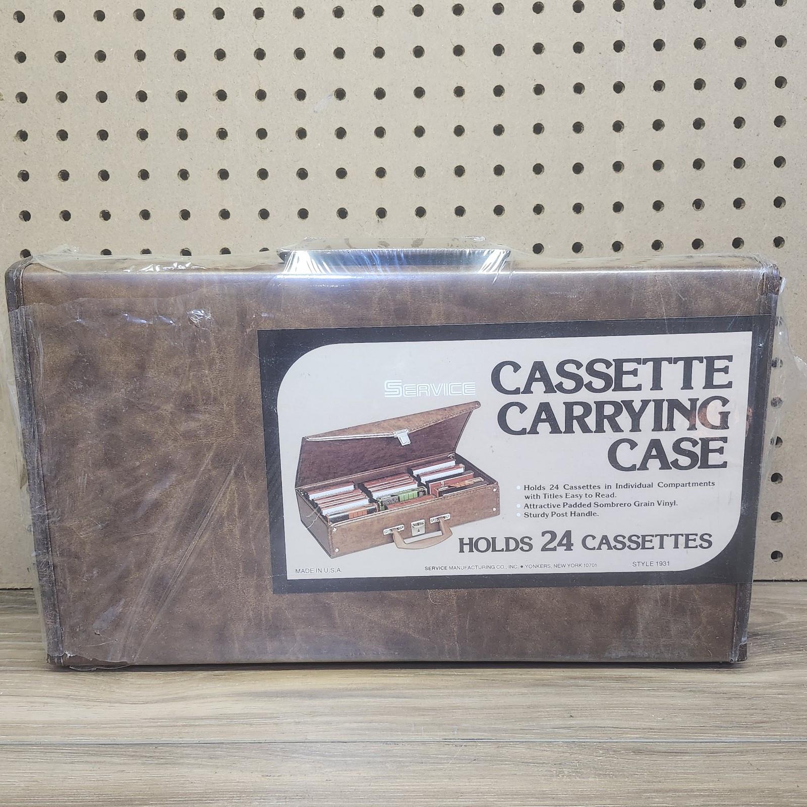 Vintage Service Sombrero Grain Vinyl Cassette Carrying Case Holds 24 USA