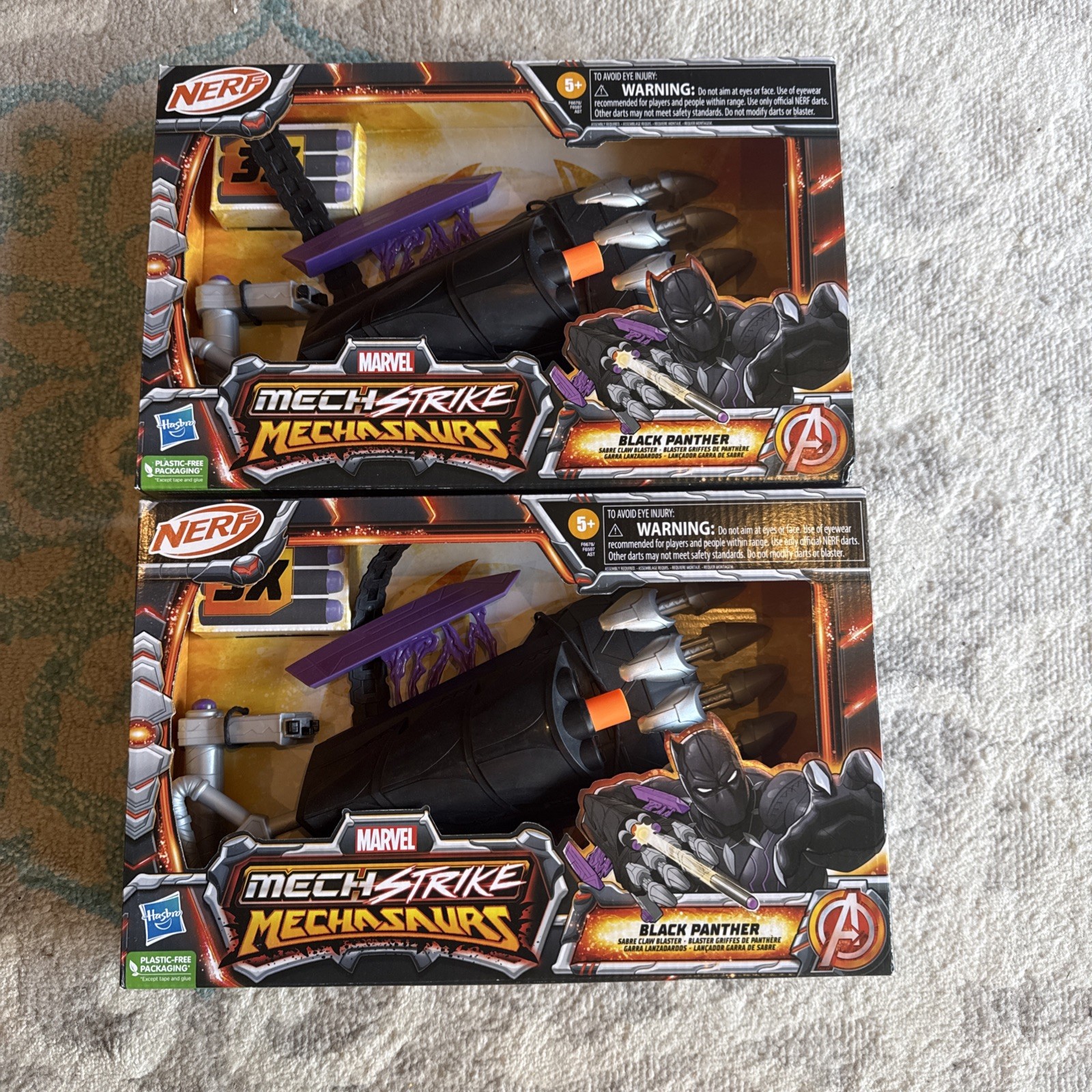 Set of Two Nerf Marvel Black Panther Mech Strike Sabre Claw Blasters New In Box