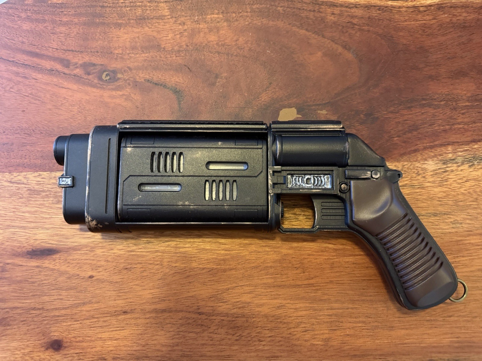 MW-20 Bryar Blaster Andor With Full Electronics rotating barrel Proffieboard.
