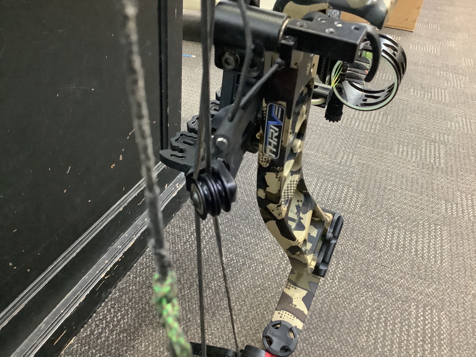 Quest Thrive Right Handed Camo Compound Bow