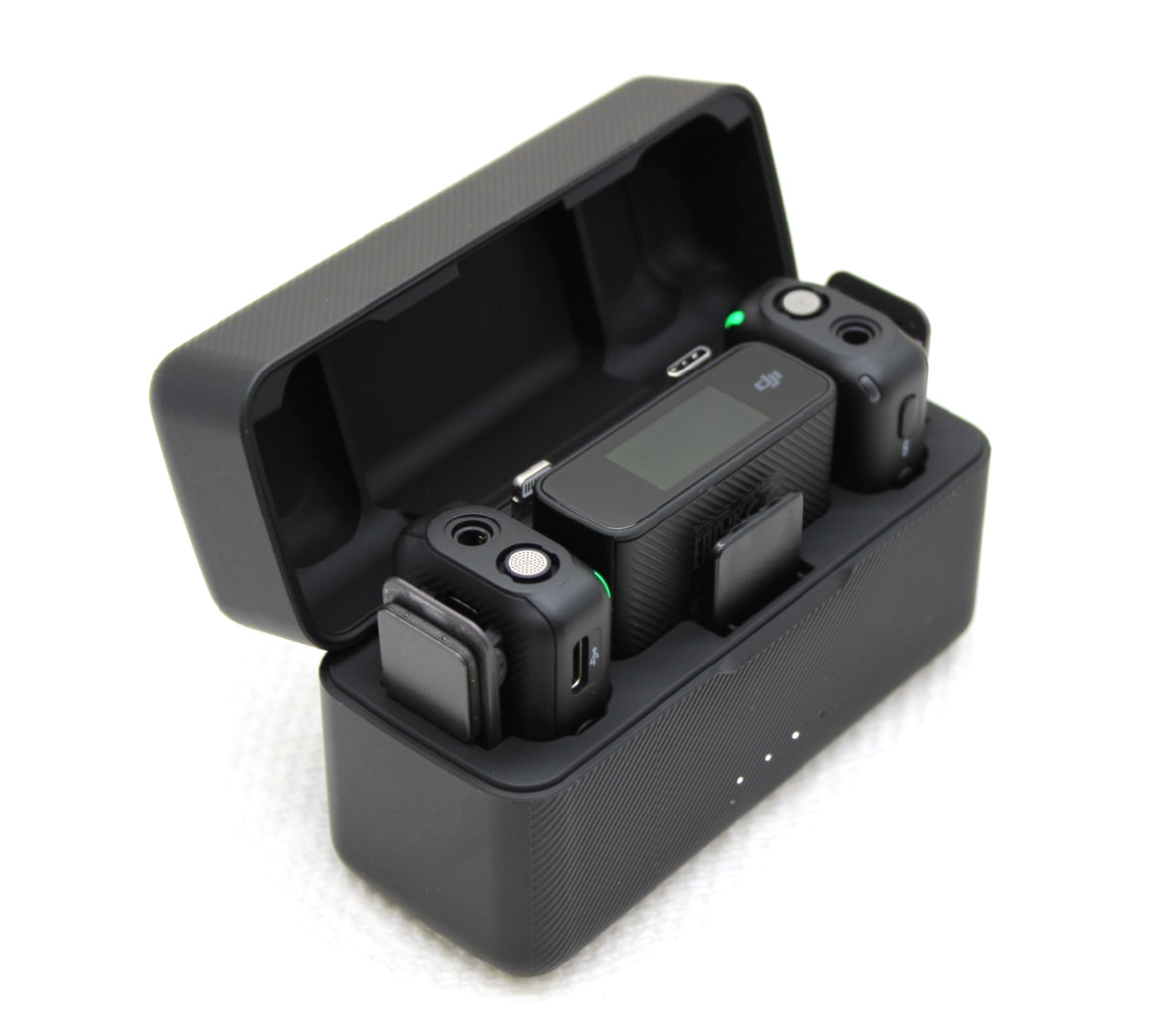 DJI Mic Dual-Transmitter Compact Digital Wireless Microphone Recorder ASB01