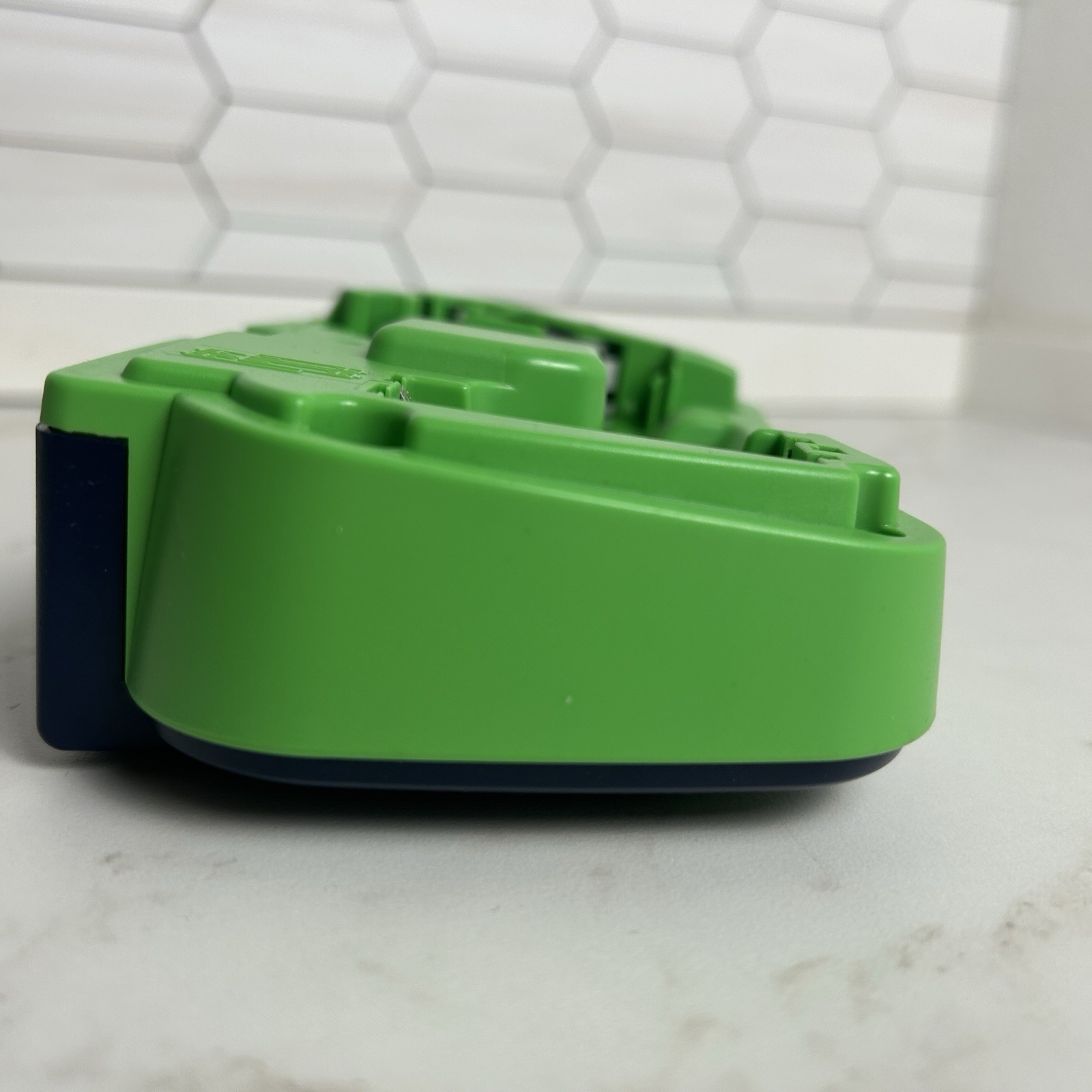 Brother P-Touch PT-80 Thermal Label Printer Blue/Green Label Maker Untested