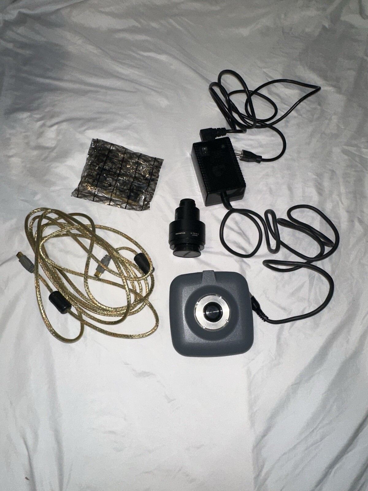 Olympus S97827 Microscope Camera With Olympus lens U-CMAD3 Japan / U-TV1X2 Japan