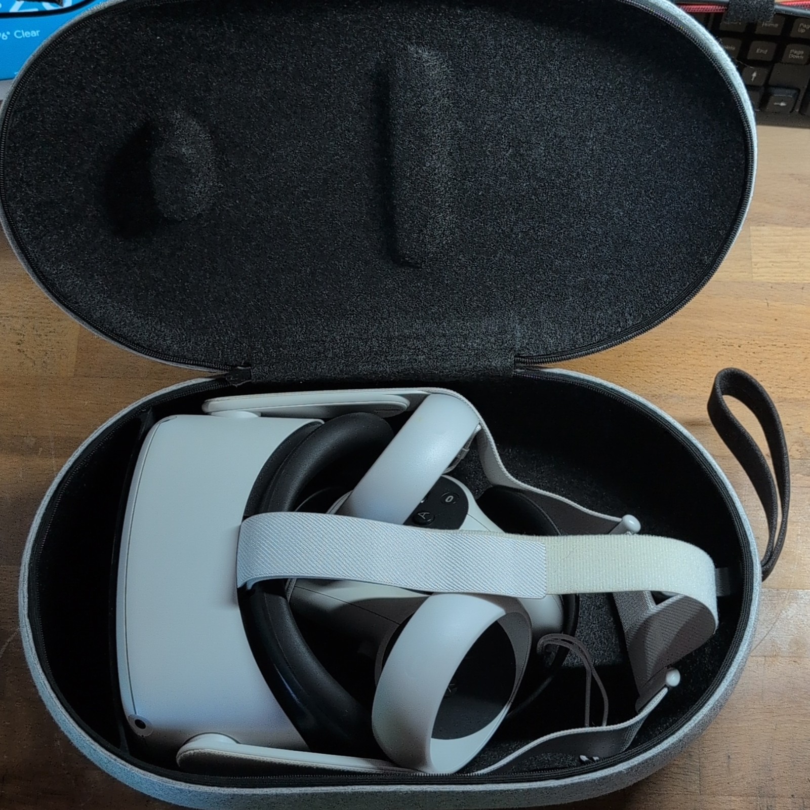 Meta Quest 2 256GB with OEM Carrying Case