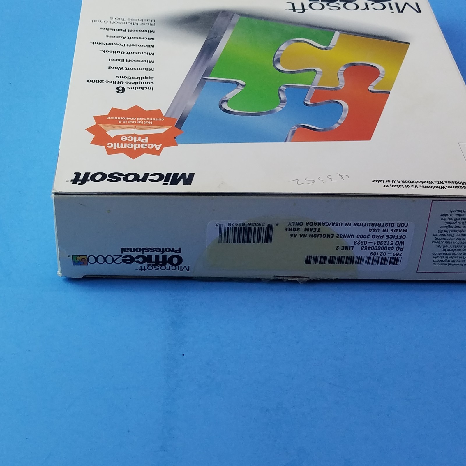 Discovering Microsoft Office 2000 Premium and Professional Manual And Box