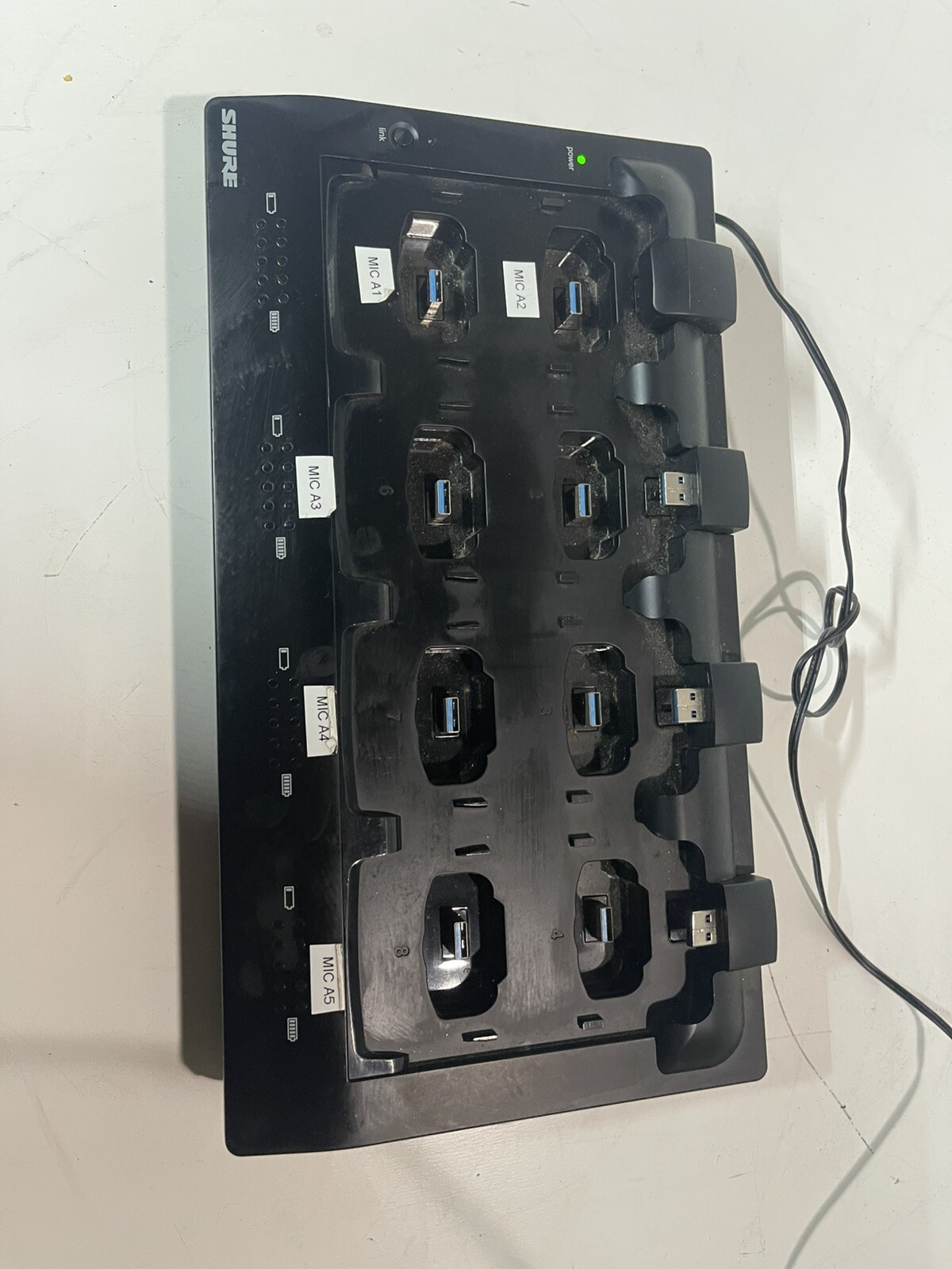 Shure MXWNCS8 Transmitters No Adapter