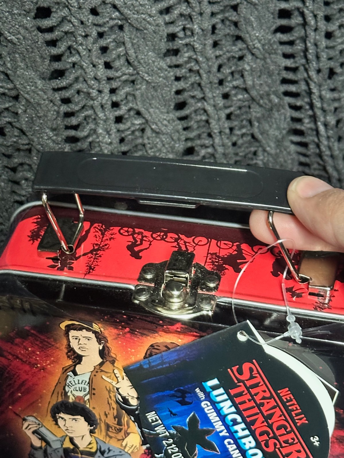 BRAND NEW - Stranger Things Mini 5" Tin Lunchbox w/ Gummy Candies FACTORY SEALED