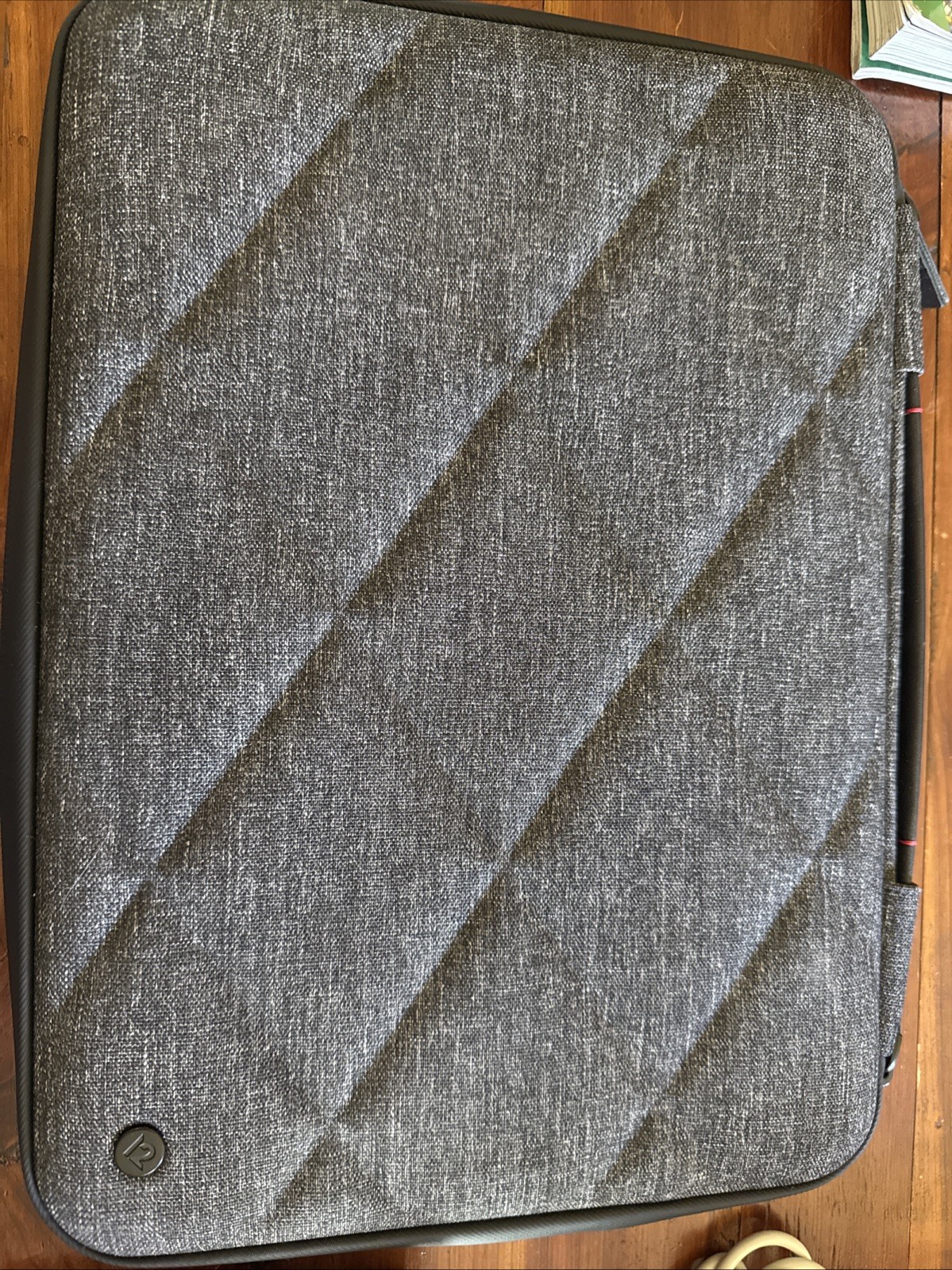 Twelve South Suitcase Tailored Apple Macbook Pro 14" Case M1 M2 M3 TS-2203