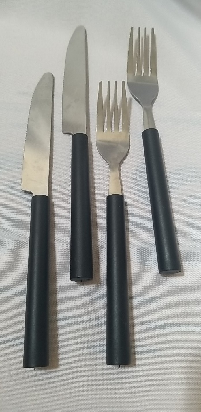 4 Piece Set Forks & Butter Knife