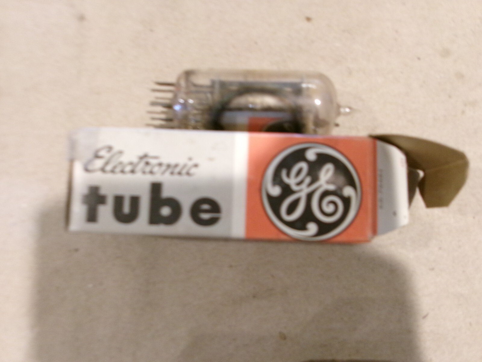 OEM VINTAGE ELECTRONIC TUBE GE 8B10