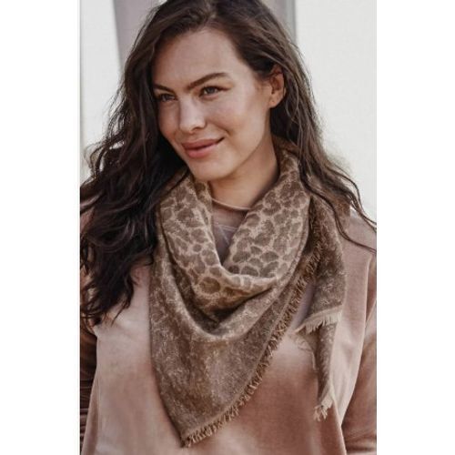 J.Jill Scarf Beautiful and Cozy Ombré Leopard Jacquard Triangle Scarf