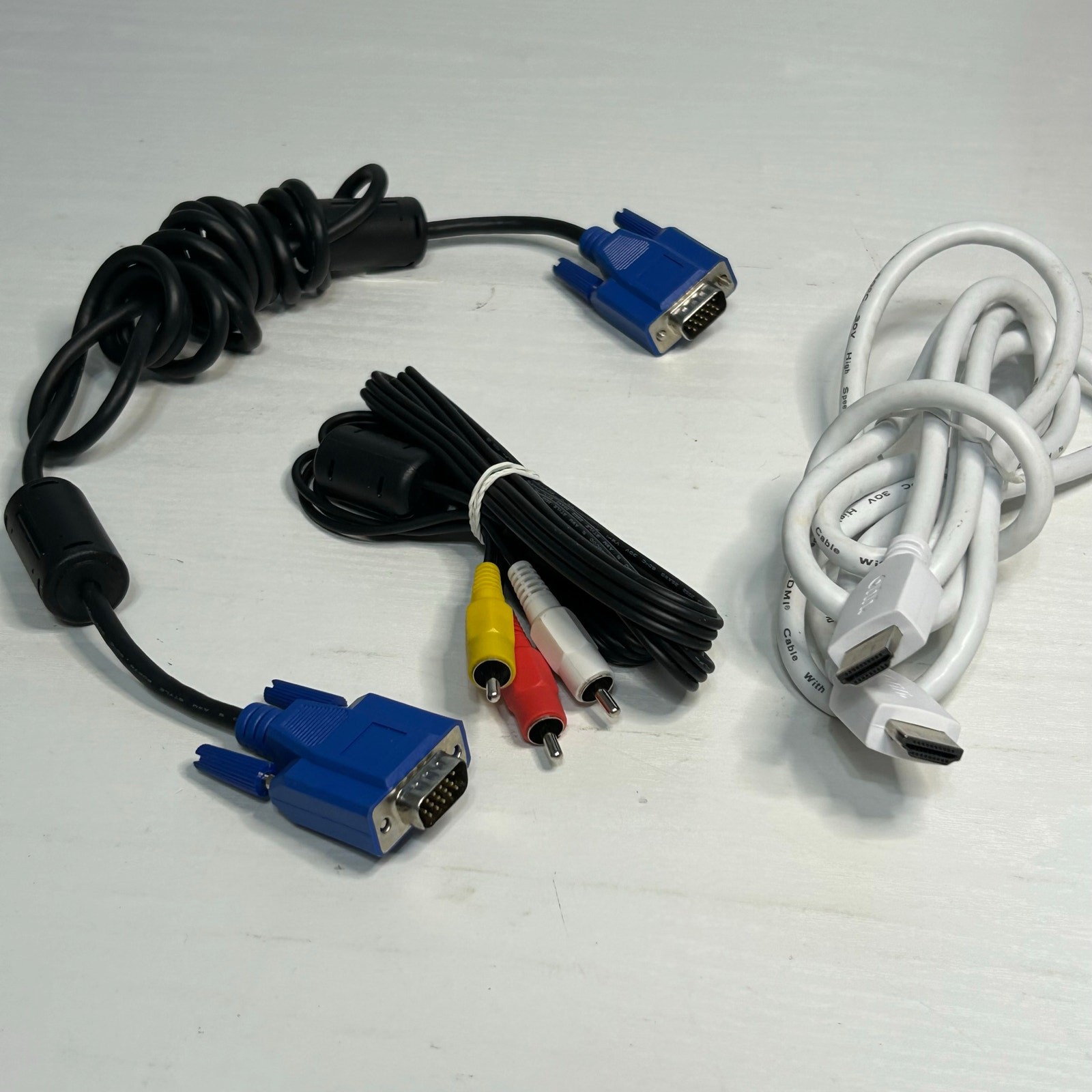 Casio Projector Tested HDMI VGA w Speaker Remote CD