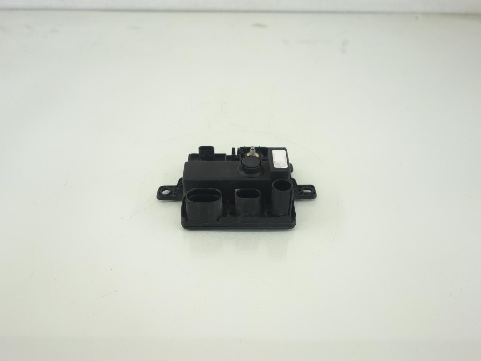 14 BMW X3 2.0L AT 4WD Intregrated Power Supply Relay Control Module 12637591534