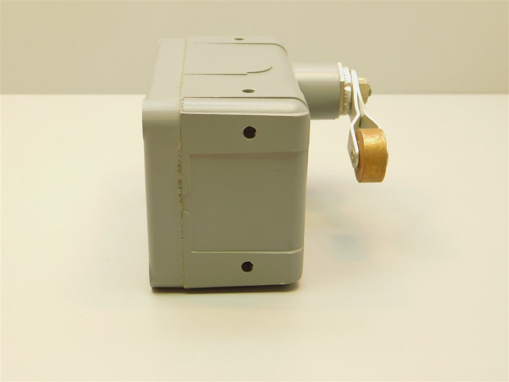 Honeywell Micro Switch EX-AR Explosion Proof Limit Switch 15A 125,250,480VAC