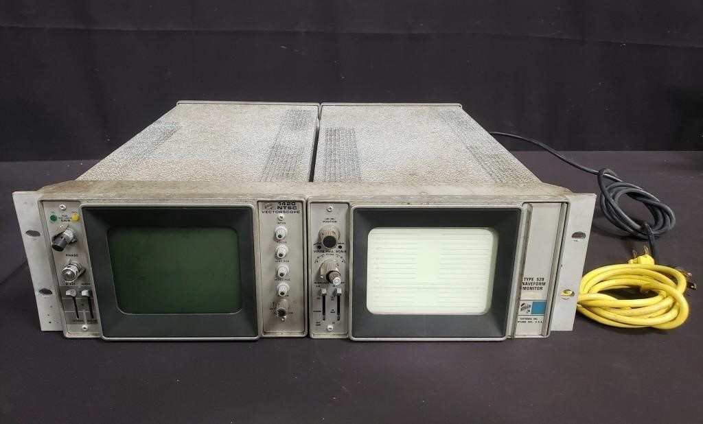 Tektronix 1420 NTSC Vectorscope TV Signal Monitor Shulman Video