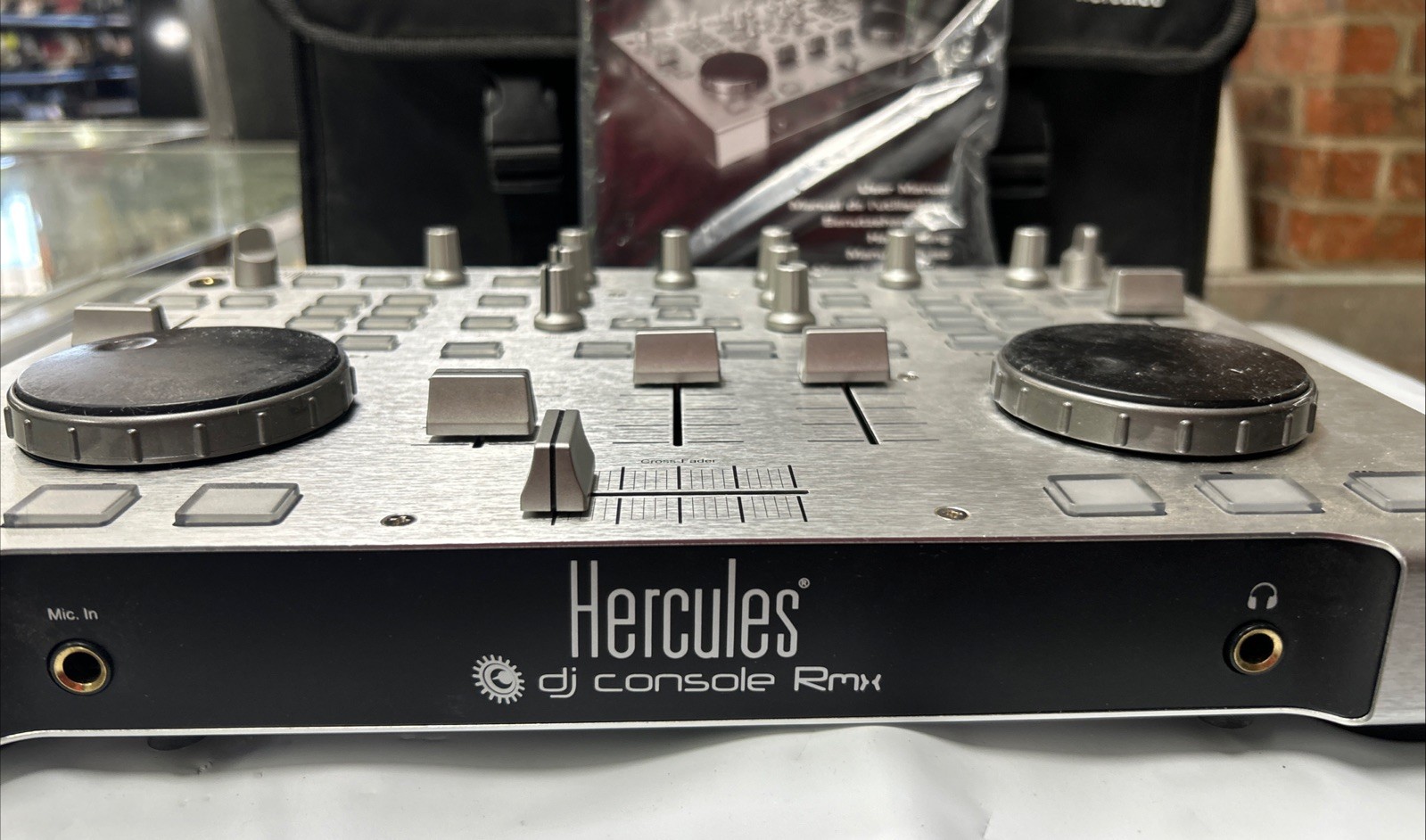 Hercules DJ Console Rmx - Mixer with case & usb cable