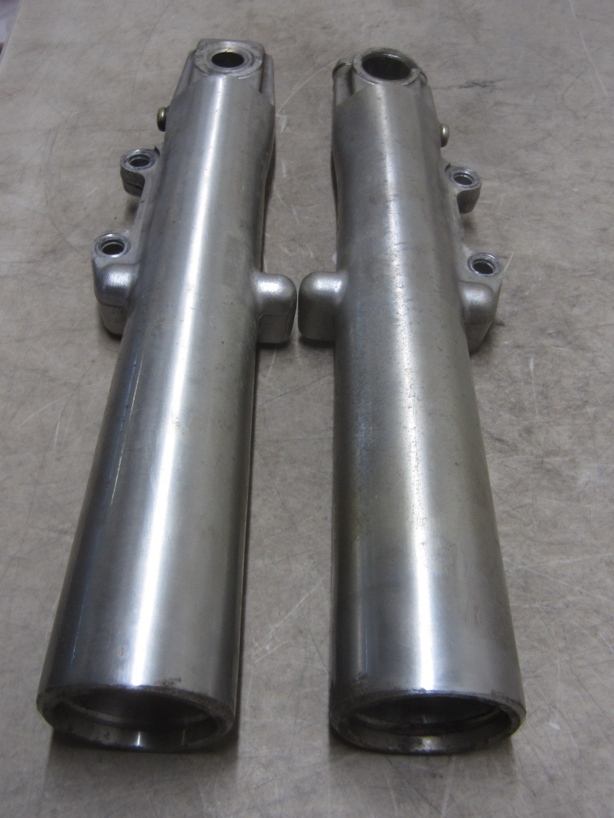Harley '00-'13 Touring lower legs, 46498-00A, 46496-00A, good shape, used #4485