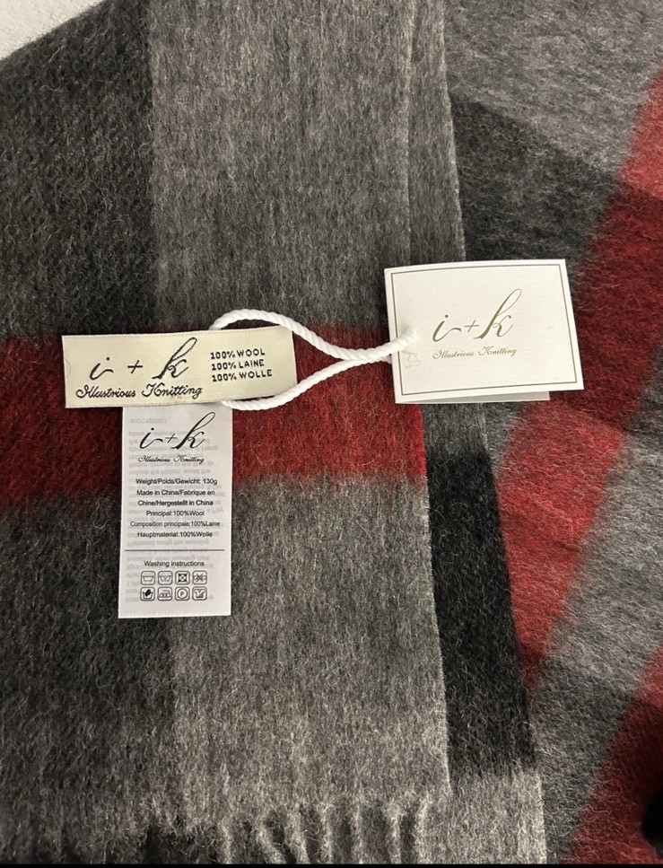 I k Illustrious Knitting 100% Wool Scarf NWT Gorpcore Unisex