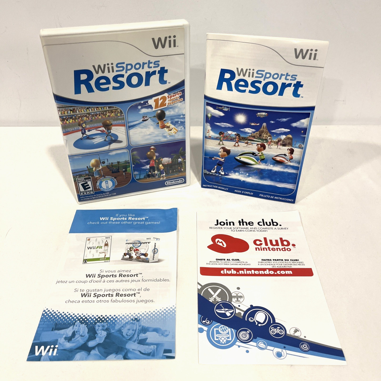 WII SPORTS RESORT NINTENDO WII ORIGINAL CASE COVER BOOKLET & INSERTS NO GAME