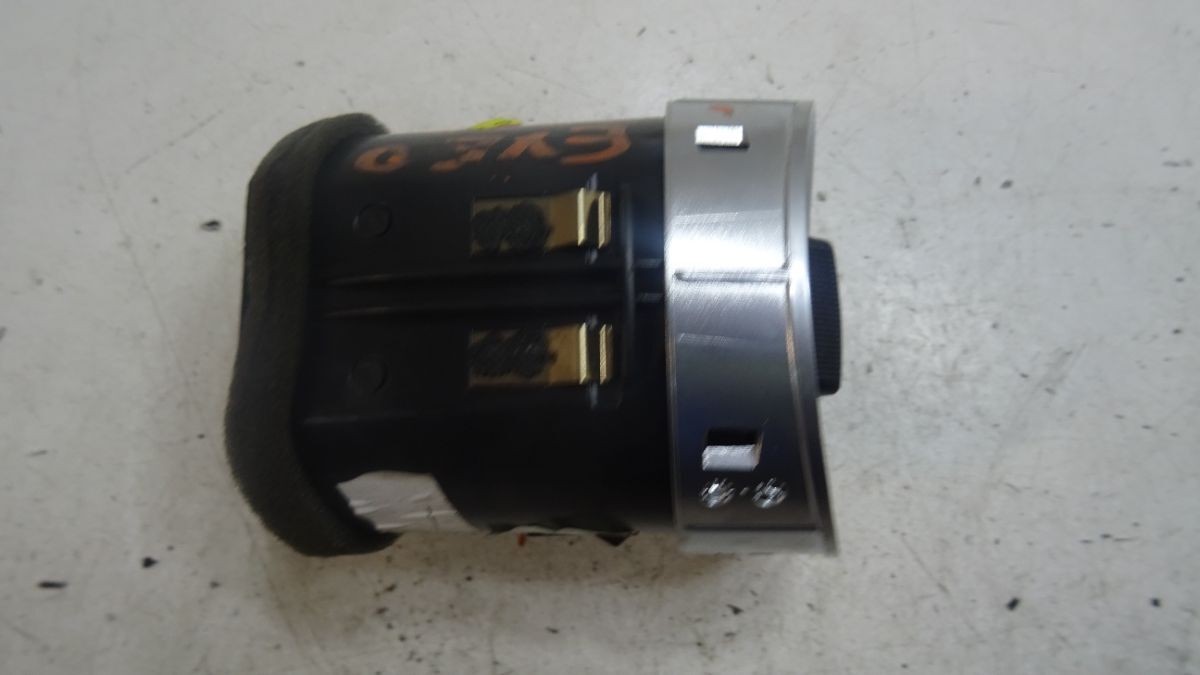 SEAT EXEO (2011) AIR VENT DASHBOARD CENTRE 3R0820951