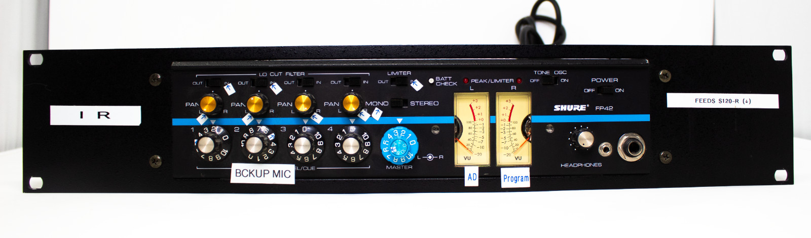 Shure FP42 Rackmount Professional Stereo Mixer