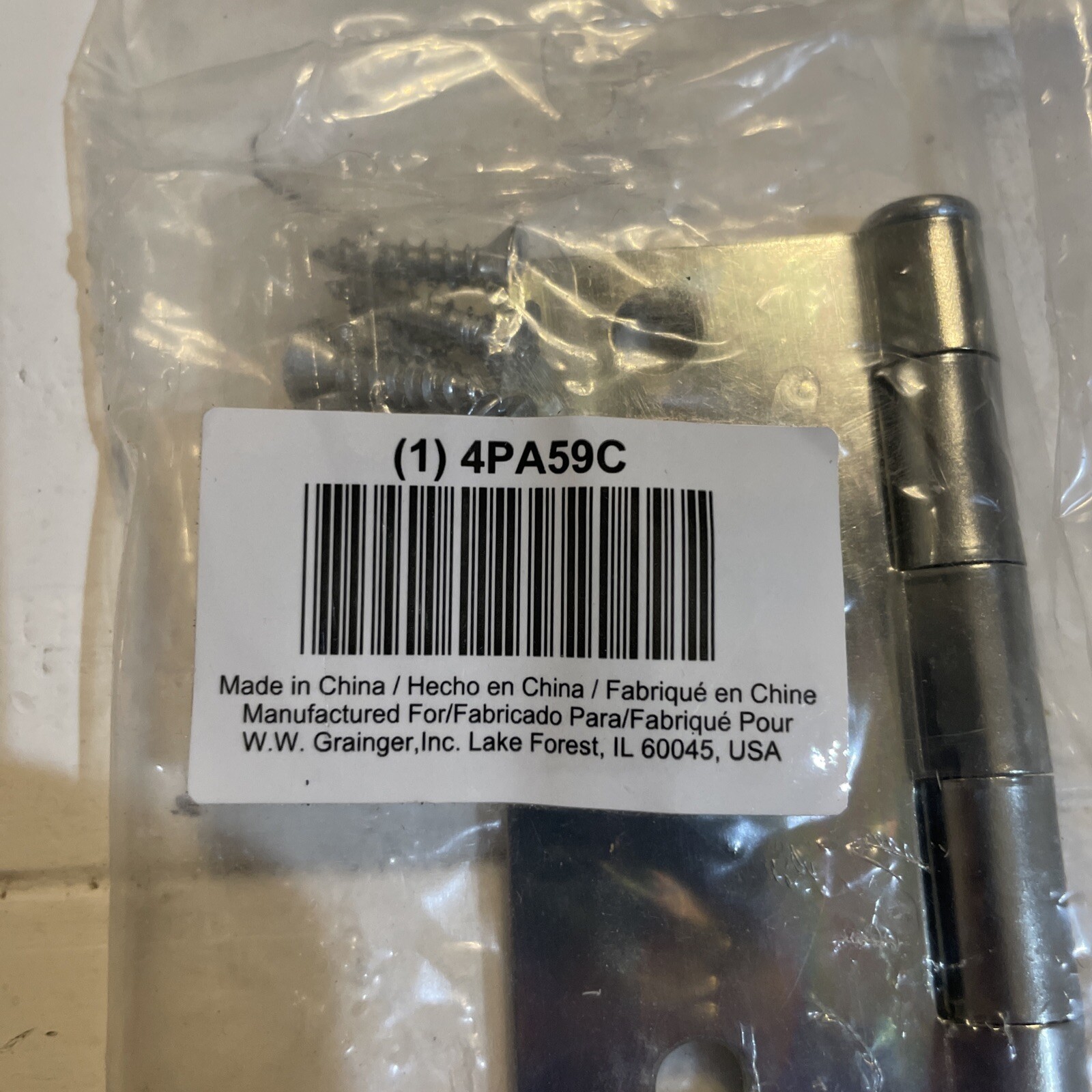 4PA59C Hinge Door 2 pieces WITH SCREWS