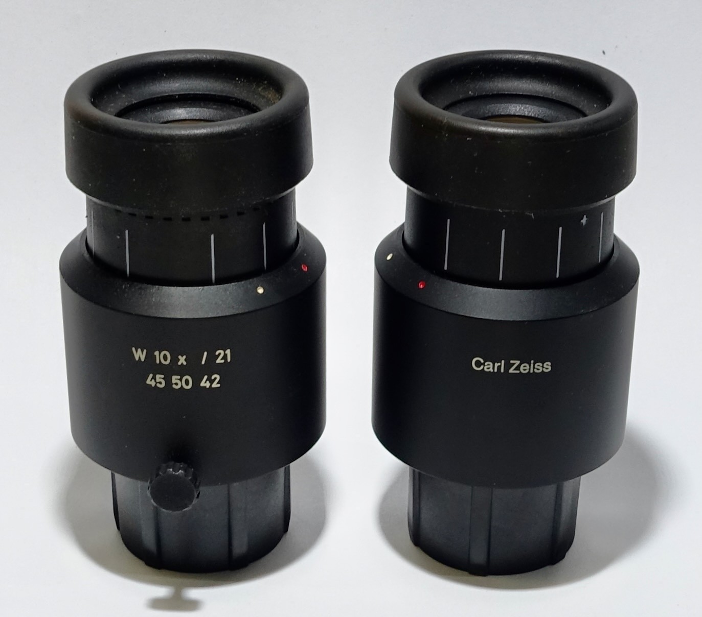 Pair of ZEISS W 10X21 Widefield Microscope Eyepieces, PN 455042; Great Condition