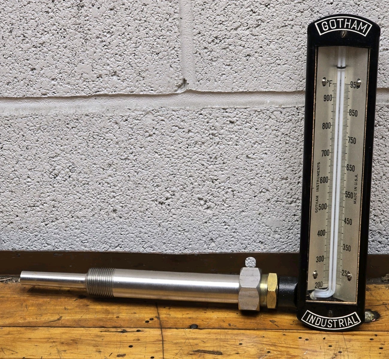 Vintage NOS Gotham Industrial Thermometer 200-950° F Cast Iron Steampunk NEW