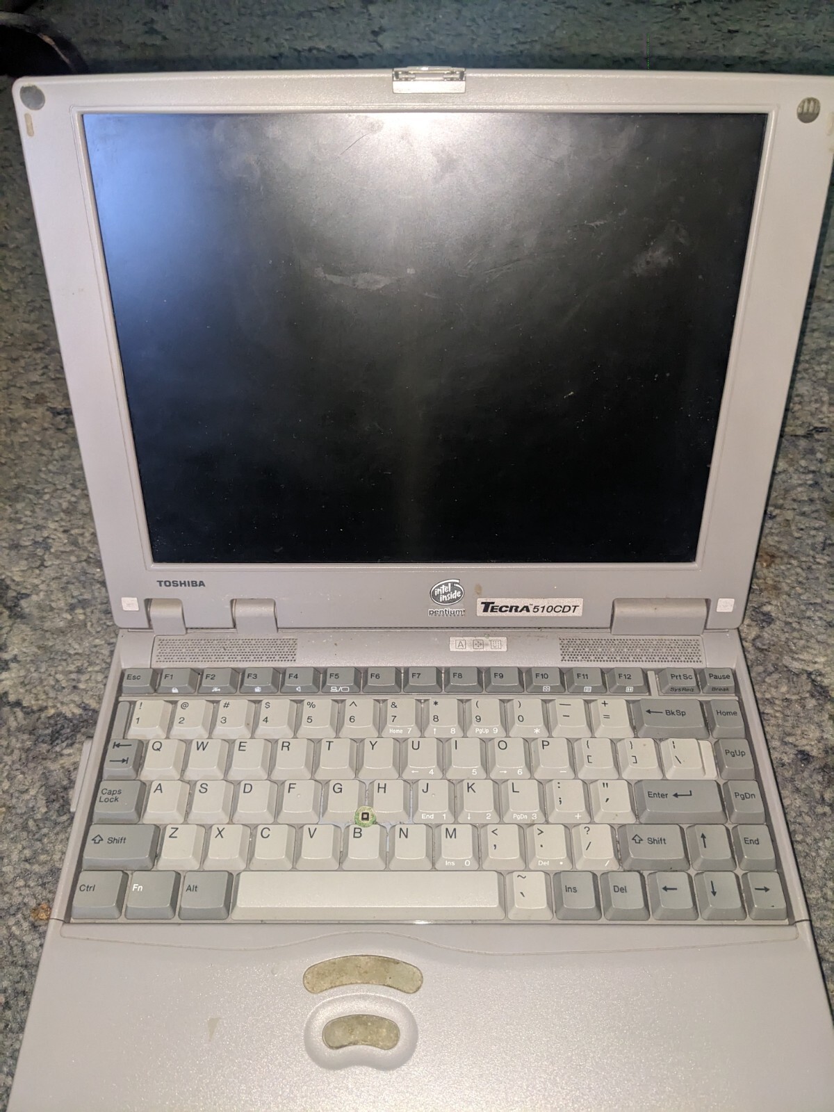 Vintage Toshiba Tecra 510CDT 2.1 Intel Pentium Part Or Repair